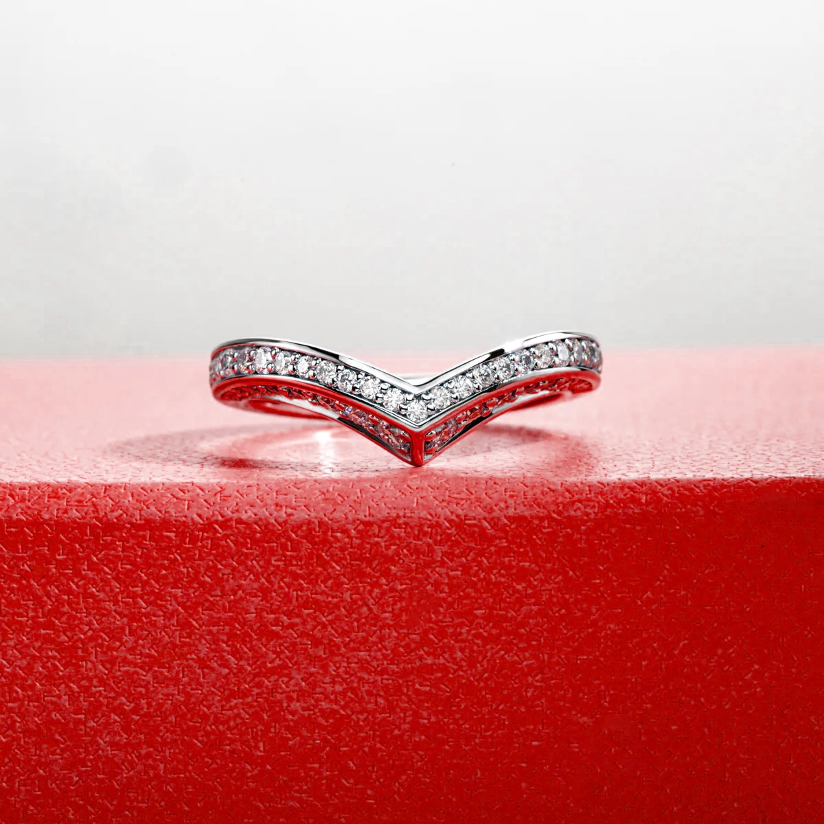 Demi-alliance en Argent Plaqué or et Moissanite Vénus