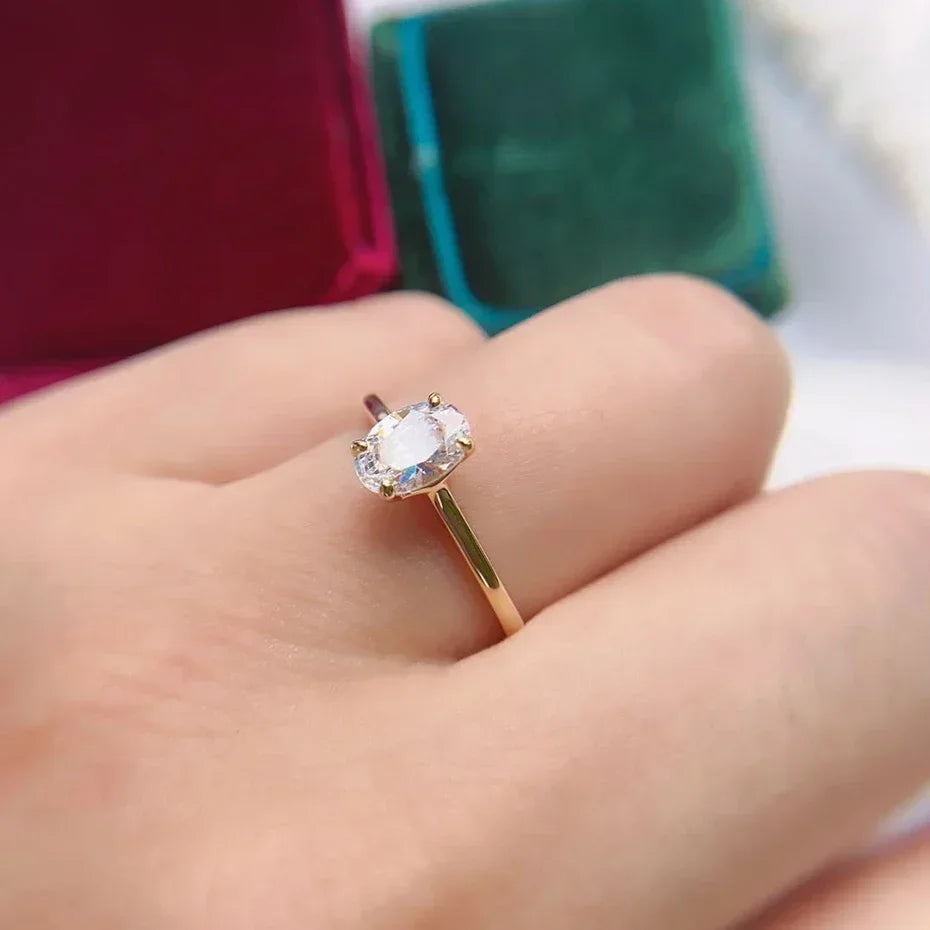 Bague ovale Elegance en moissanite