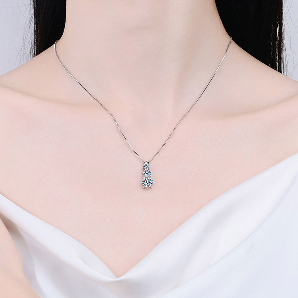 Colar Brilho da Alma Moissanite em Prata - Loratta