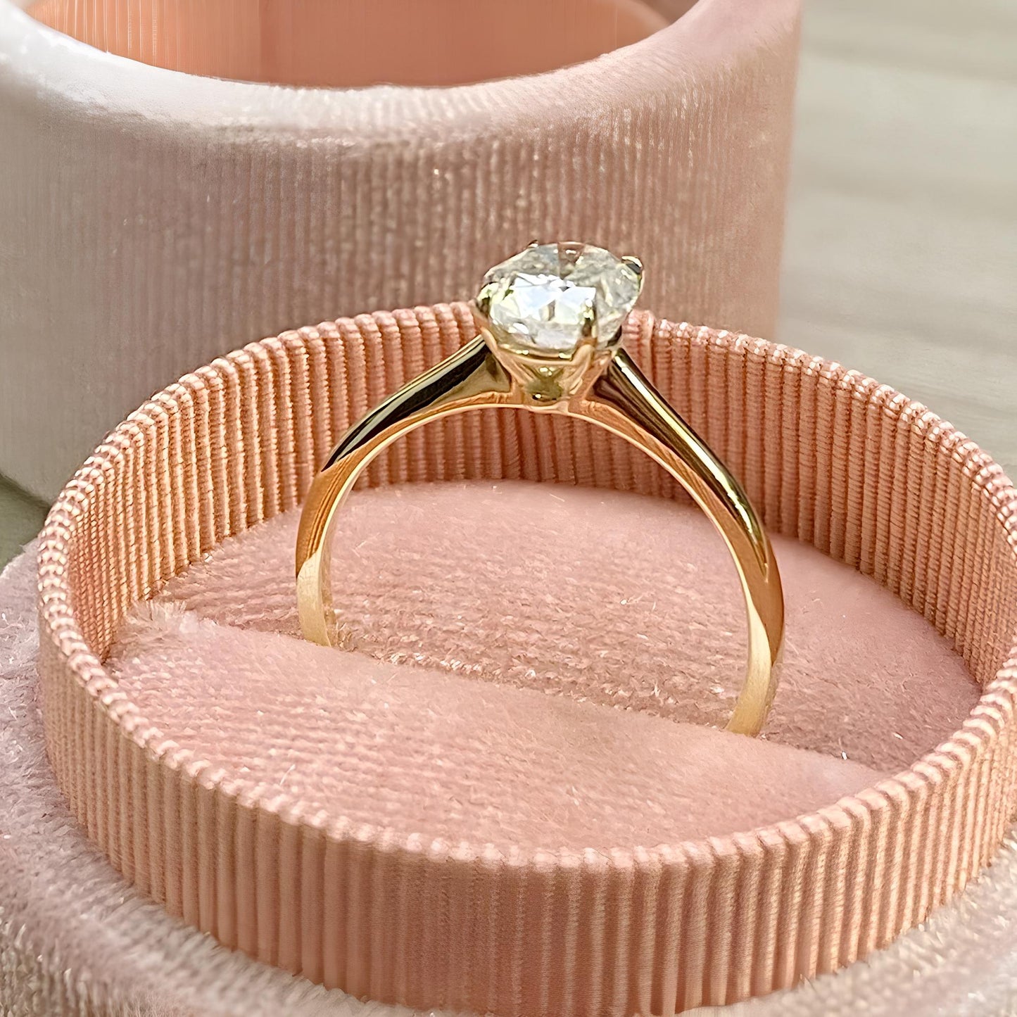Bague ovale Elegance en moissanite