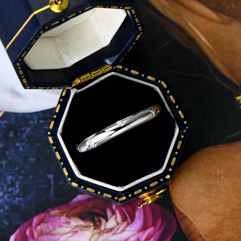 Alliance Constellation en argent plaqué or 18 carats avec moissanite à 15 points