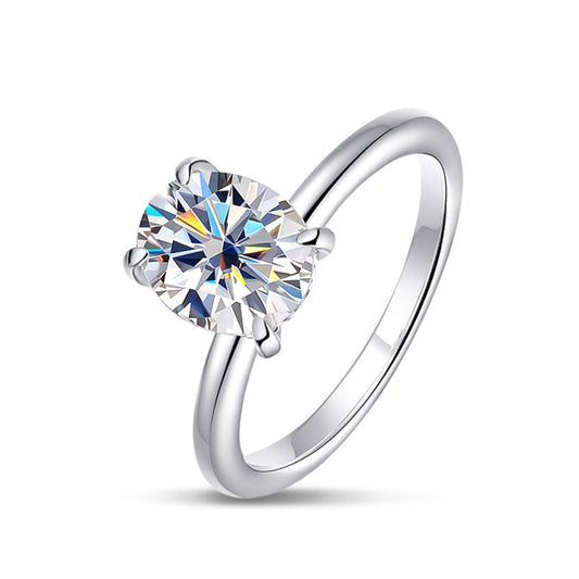 Bague solitaire ovale fine en moissanite
