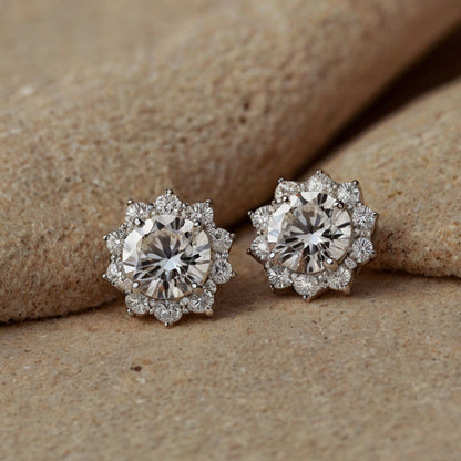 Boucle d'oreille Fleur en Argent et Cristal de Moissanite