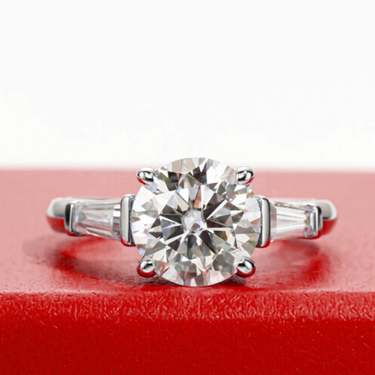 Bague Triple Moissanite