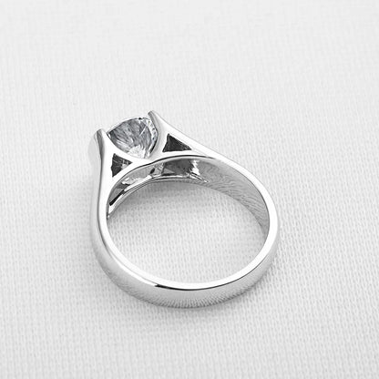 Bague Solitaire Moissanite Clair de Lune