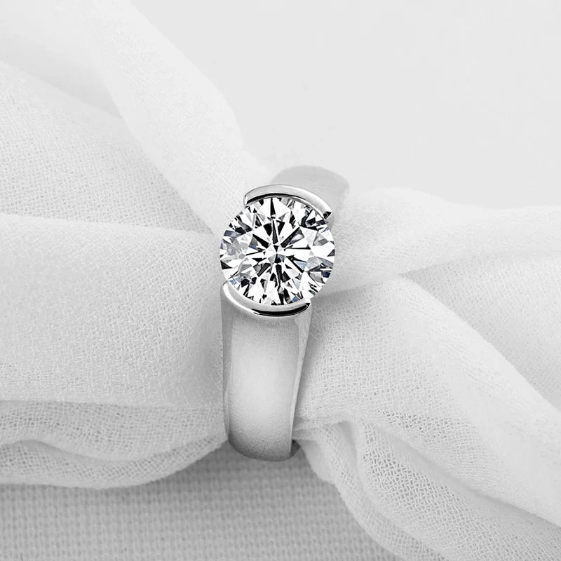 Bague Solitaire Moissanite Clair de Lune