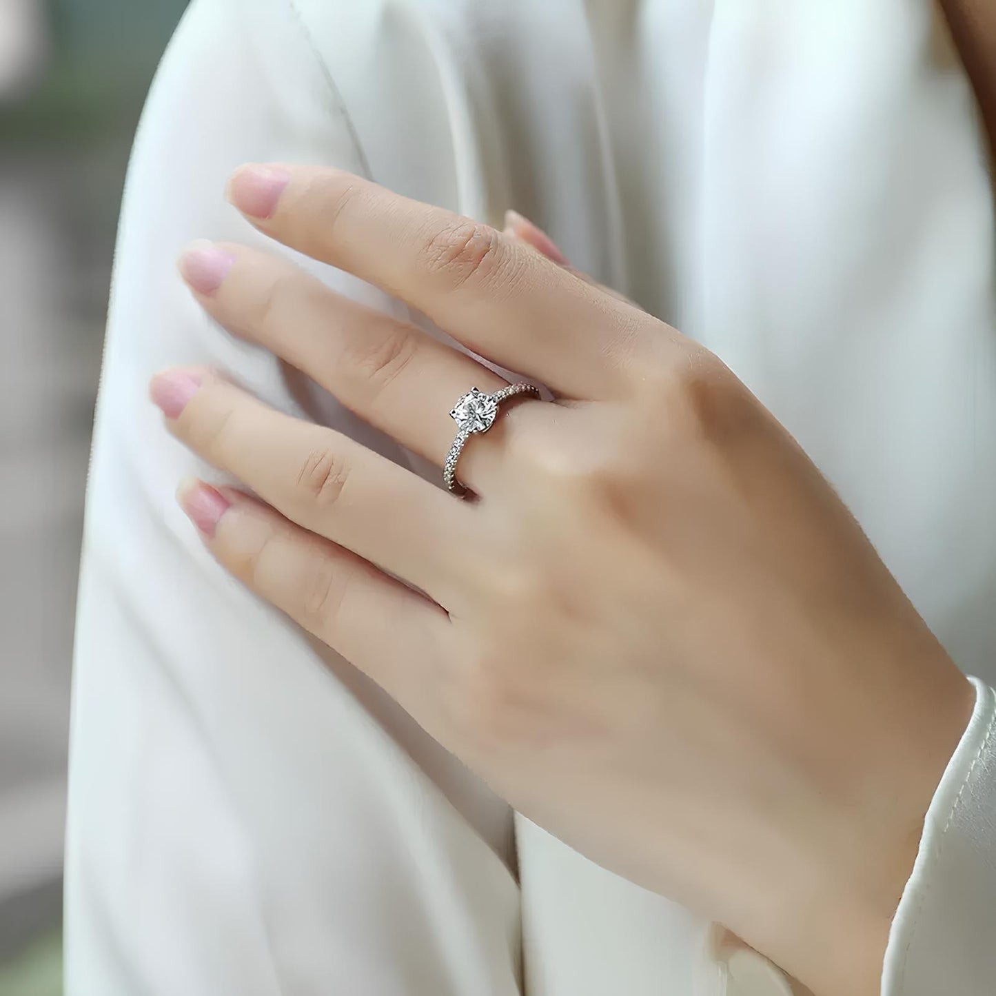 Bague Solitaire Vertex en Moissanite Plaquée Or 18 Carats