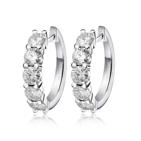 Boucle d'oreille Quintet en moissanite plaquée or 18 carats