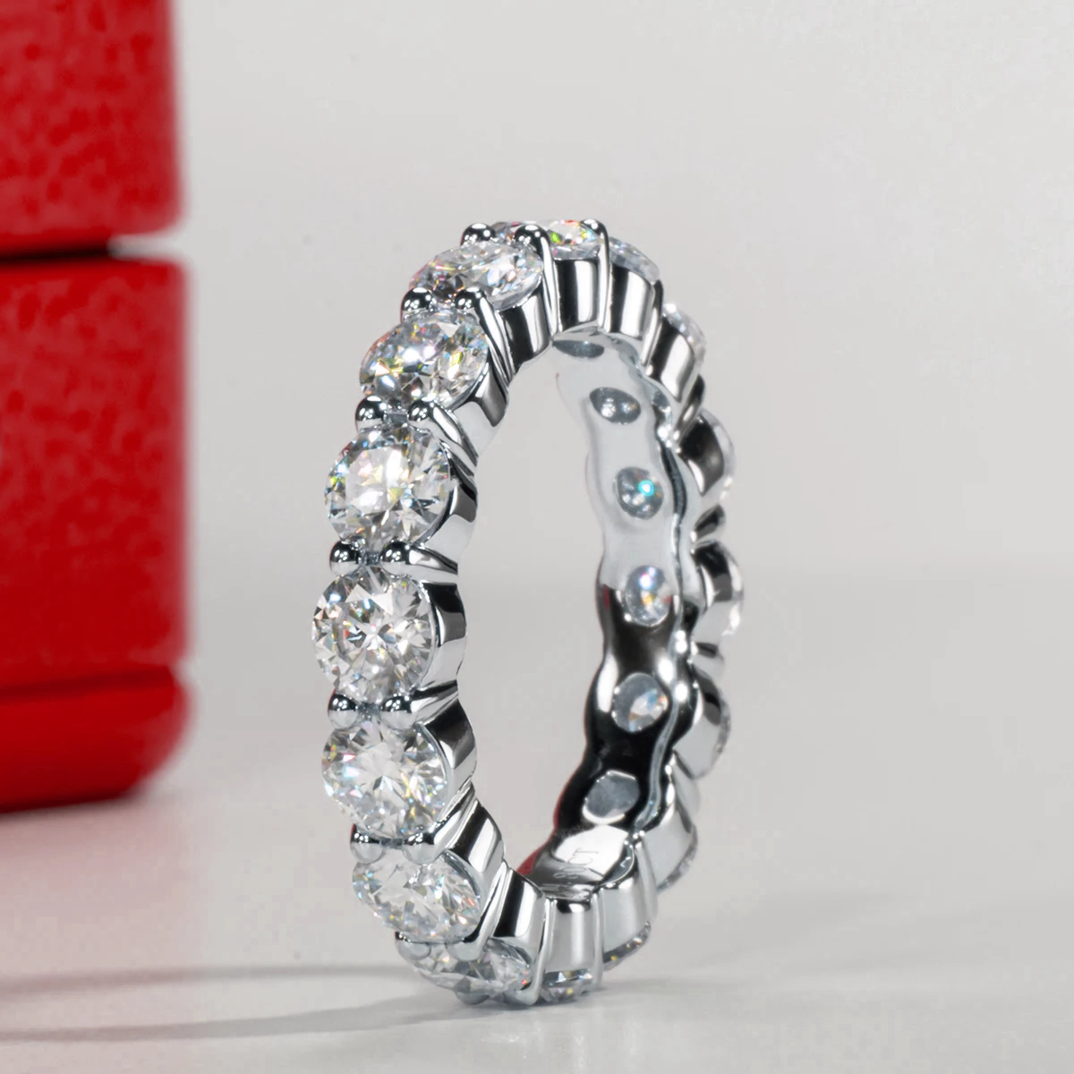 Alliance en argent 925 avec 400 points de moissanite