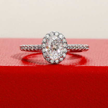 Bague Ovale Fine Sertie Moissanite
