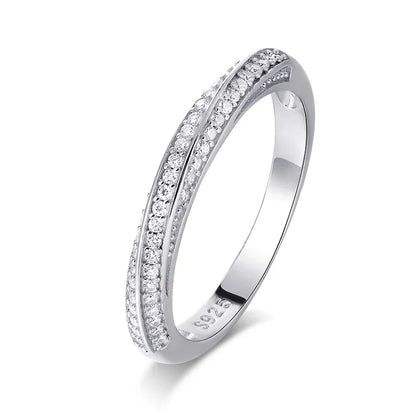 Demi-Alliance Entrelacs de Lumière Moissanite
