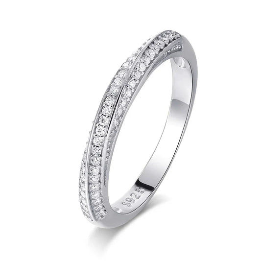 Demi-Alliance Entrelacs de Lumière Moissanite