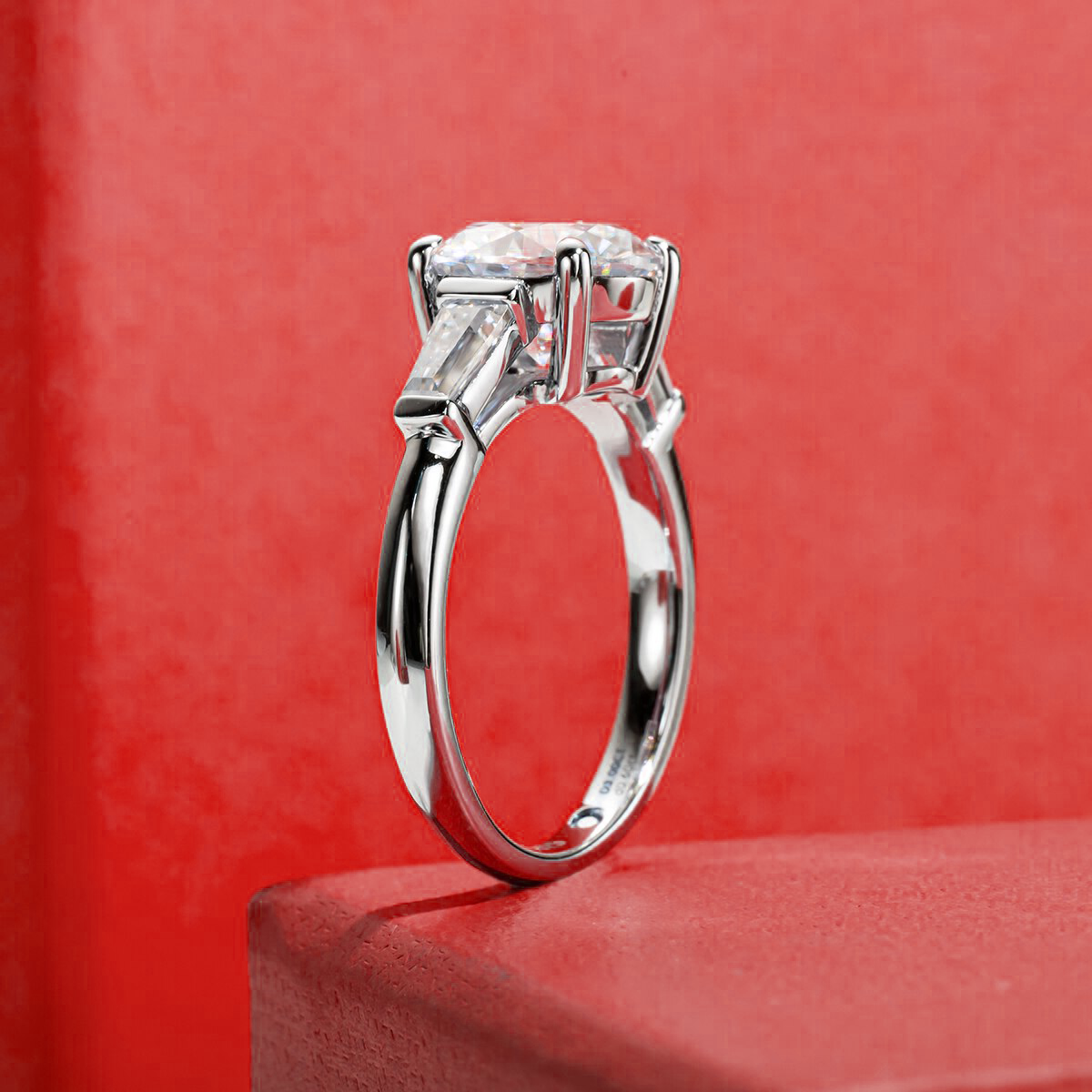 Bague Triple Moissanite