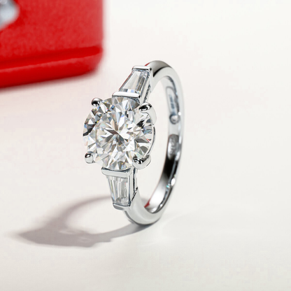 Bague Triple Moissanite