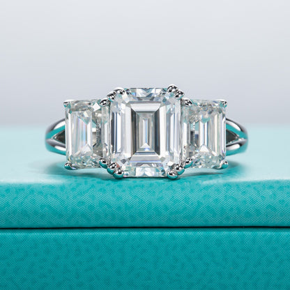 Anel Trinity Esmeralda Moissanite - Loratta
