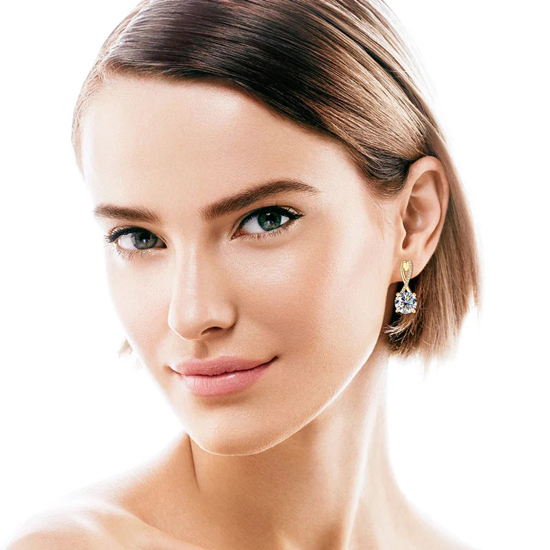 Boucles d'oreilles de luxe en moissanite infini plaquées or 18 carats