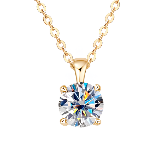 Collier en moissanite brillante à 4 griffes