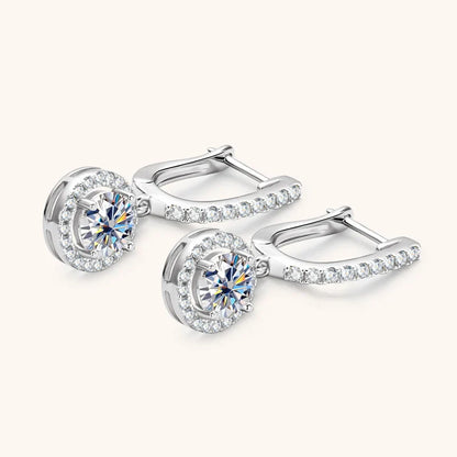 Boucles d'oreilles à breloques circulaires en moissanite plaquées or 18 carats