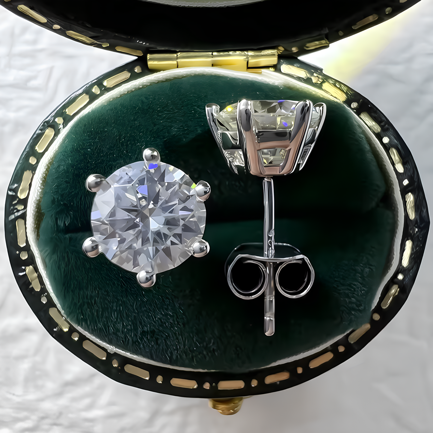 Boucle d'oreille Solitaire à 6 Griffes en Moissanite