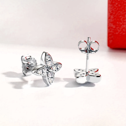 Boucles d'oreilles en pierres de moissanite scintillantes plaquées or 18 carats