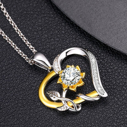 Collier Moissanite Passion Éternelle en argent plaqué or 18 carats